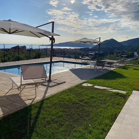 Swimming Pool Ca'du'ma' Portofino View Est 라바냐